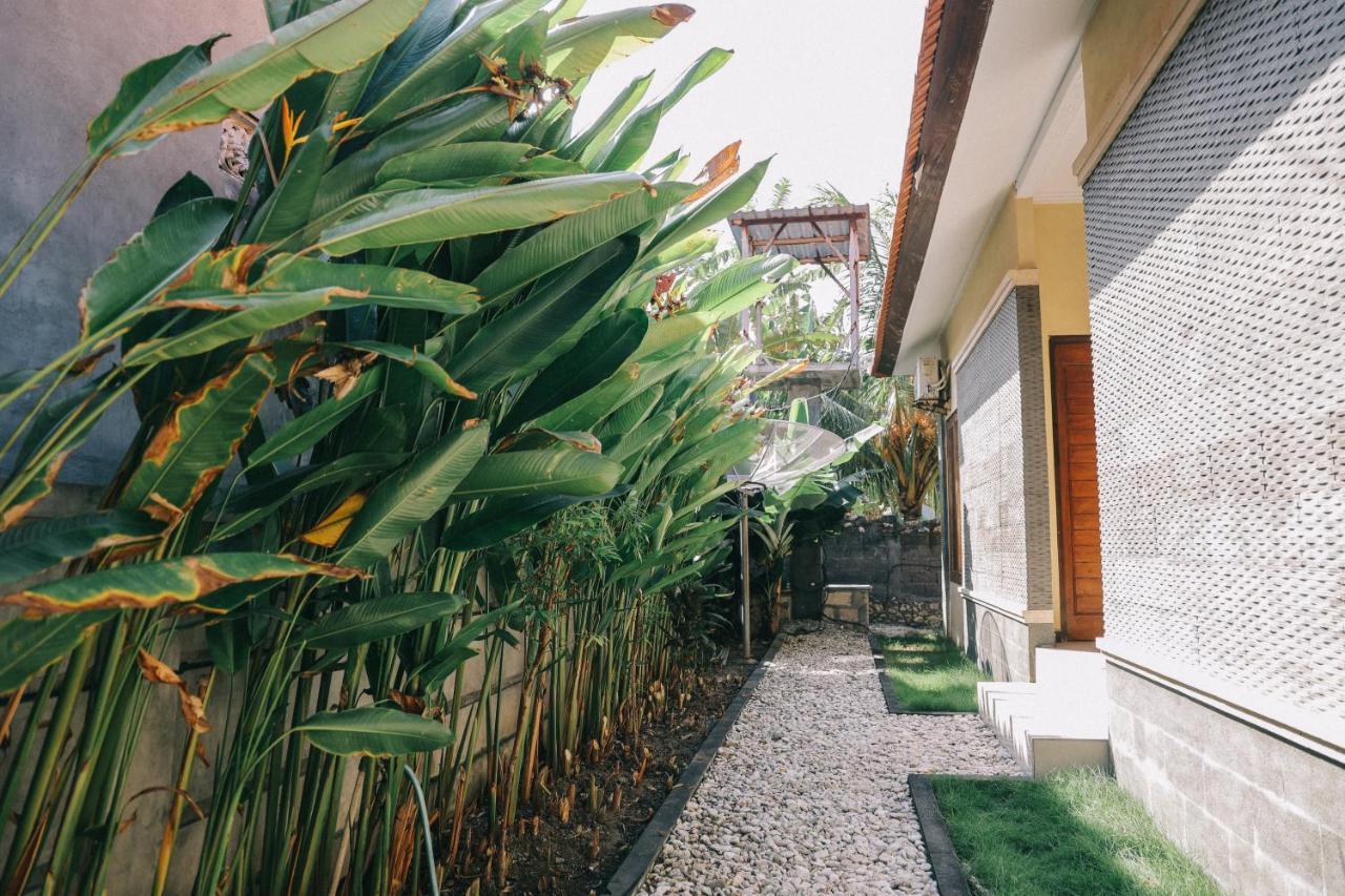 Cave Beach Bungalow Semaya Kültér fotó