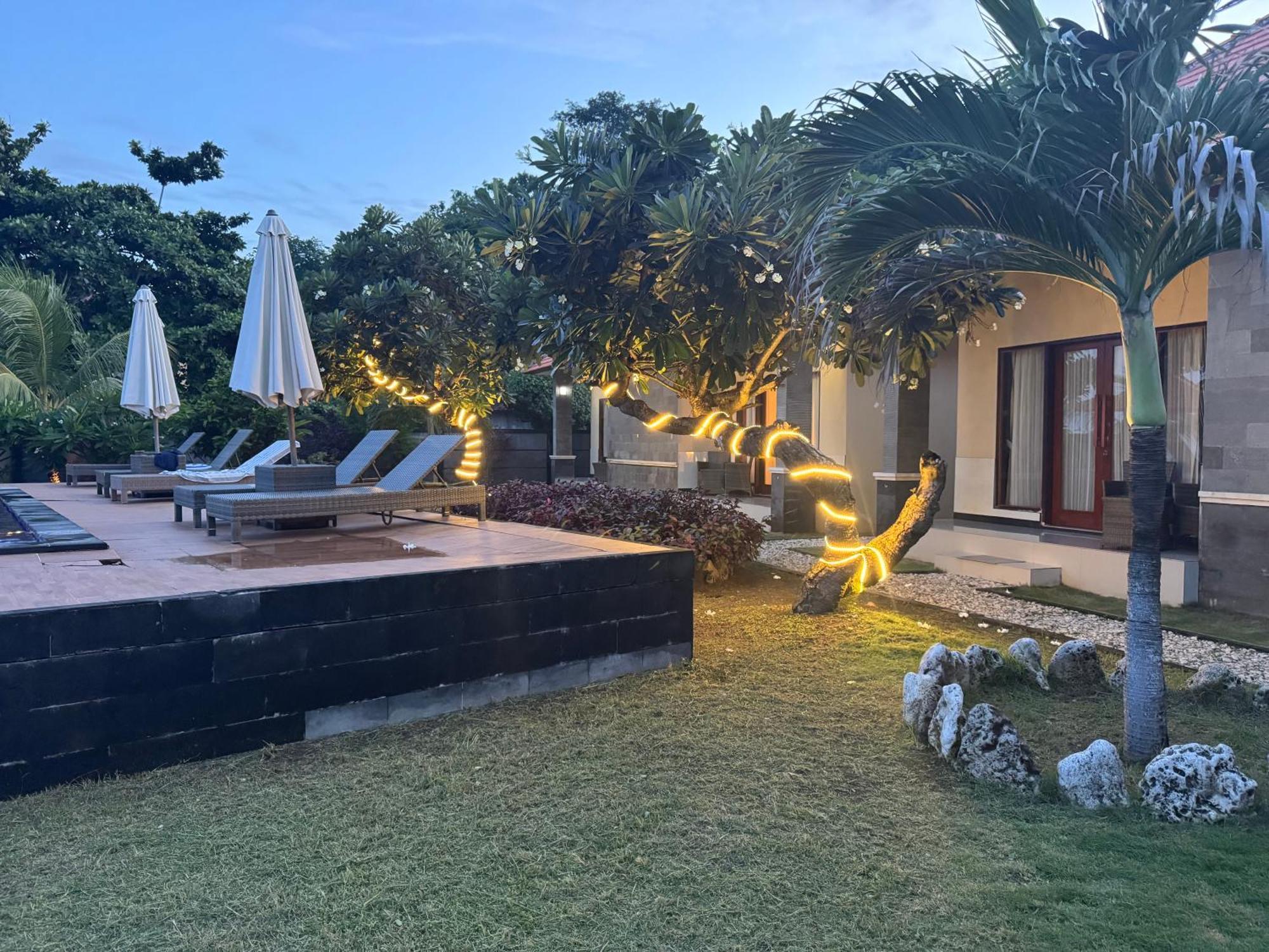 Cave Beach Bungalow Semaya Kültér fotó