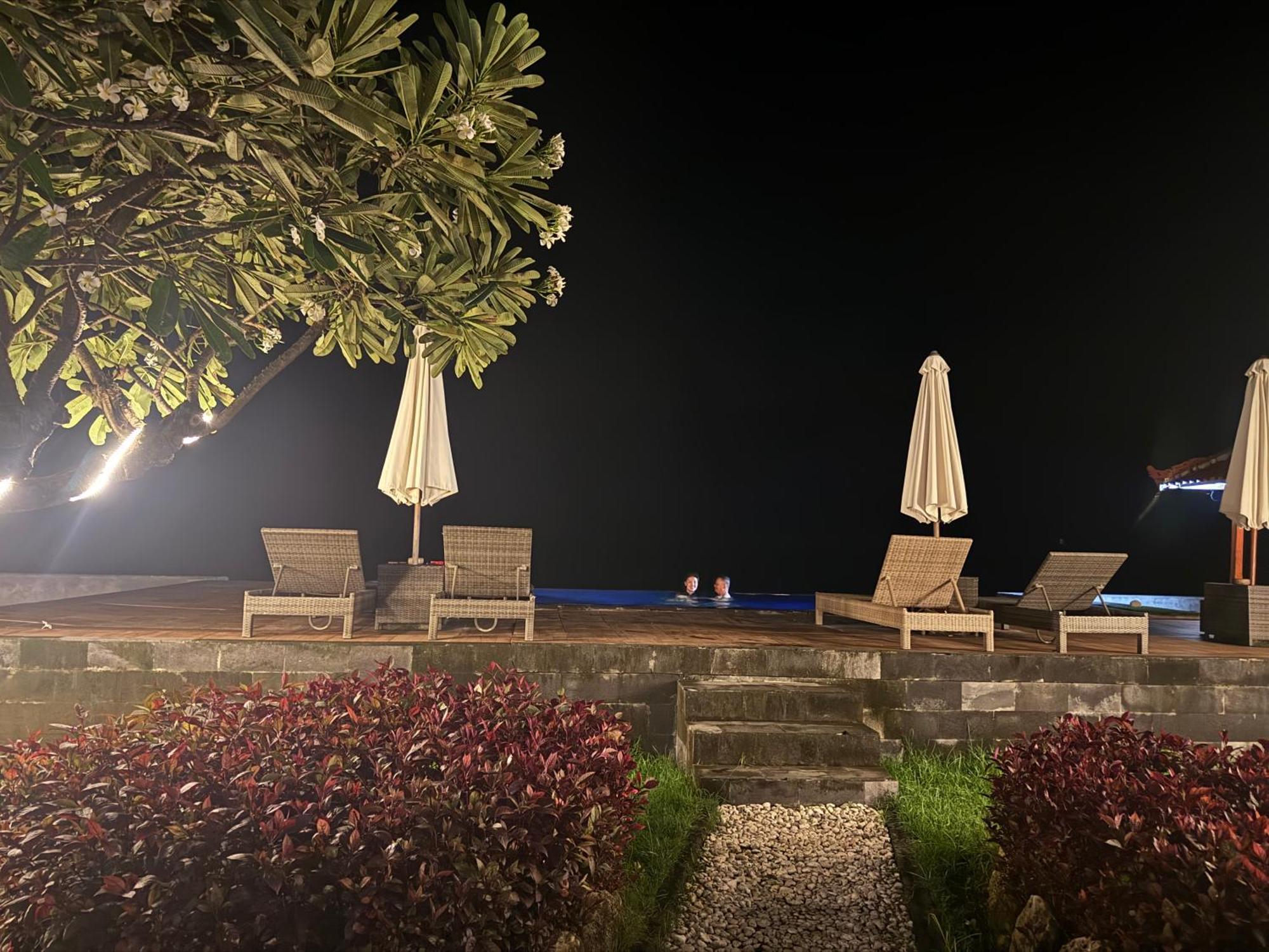 Cave Beach Bungalow Semaya Kültér fotó